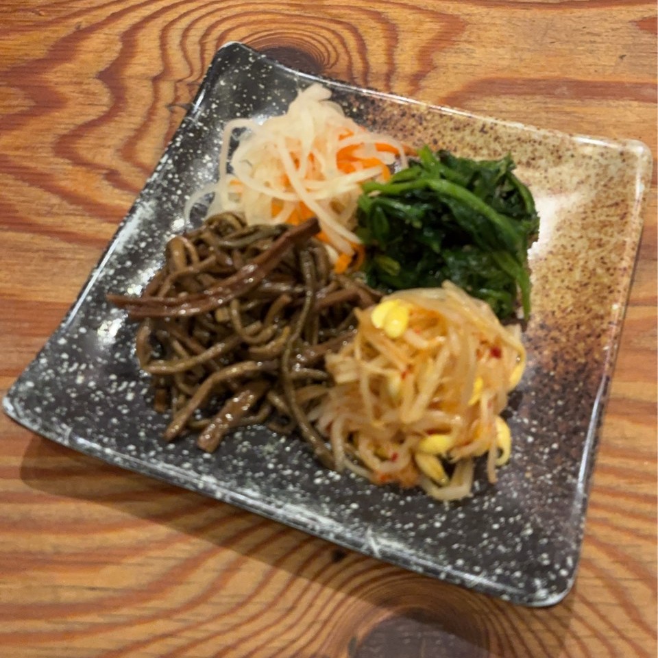 ナムル4点盛りの画像